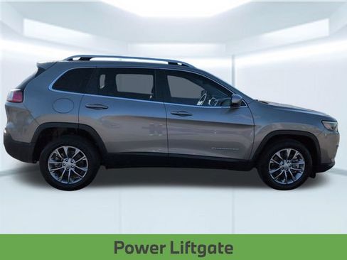 Used 2021 Jeep Cherokee Latitude Lux w/ Comfort/Convenience Group FWD image 9