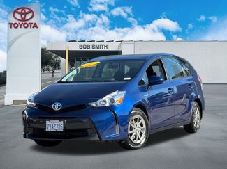 Used 2017 Toyota Prius V Three video 2