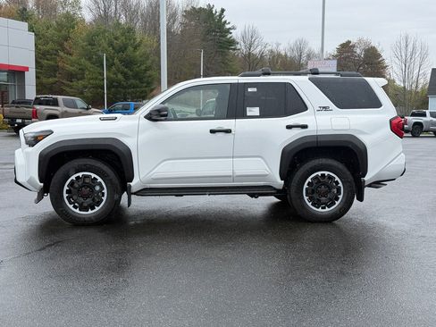New 2026 Toyota 4Runner TRD Off-Road AWD/4WD image 2