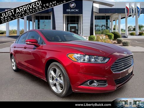 Used 2016 Ford Fusion SE AWD/4WD image 1