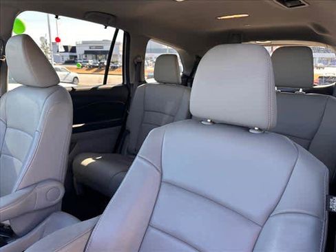 Used 2021 Honda Pilot Special Edition image 18