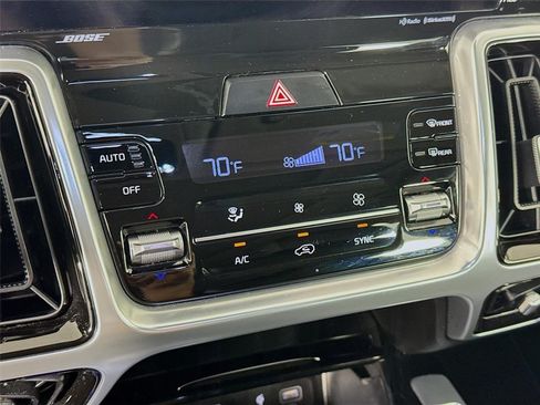 Certified 2021 Kia Sorento SX FWD image 18