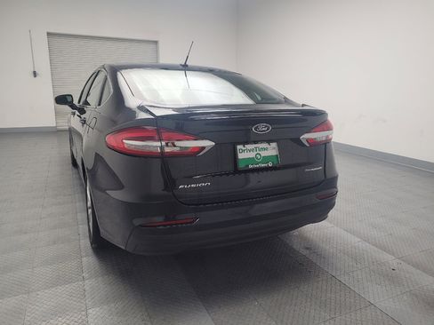 Used 2020 Ford Fusion Energi Titanium FWD image 6