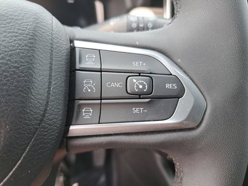Certified 2023 Jeep Compass Limited w/ Elite Group AWD/4WD image 19