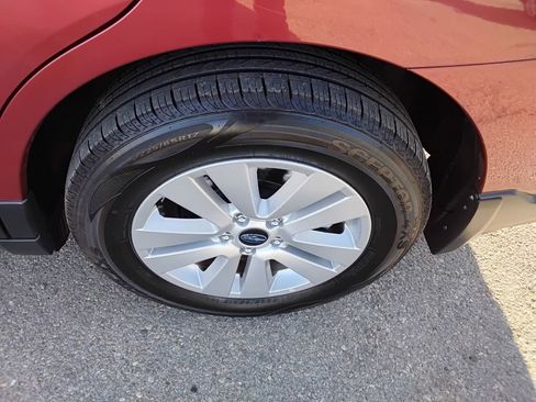 Used 2016 Subaru Outback 2.5i Premium image 21