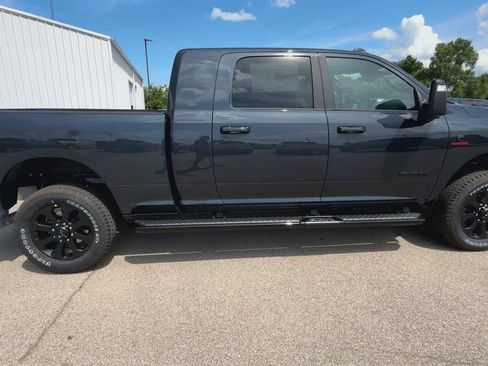 Used 2025 RAM 2500 Laramie w/ Night Edition AWD/4WD image 9