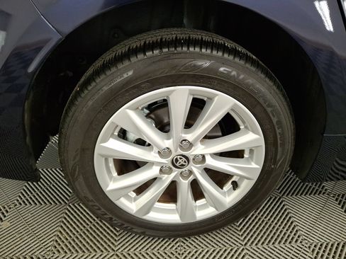 Used 2024 Toyota Corolla LE w/ LE Convenience Package FWD image 26