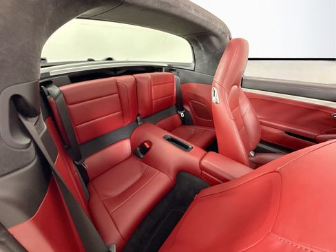 Used 2018 Porsche 911 Targa 4 GTS image 22