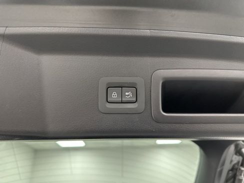 Certified 2025 MAZDA CX-30 AWD 2.5 S w/ Premium Package image 9