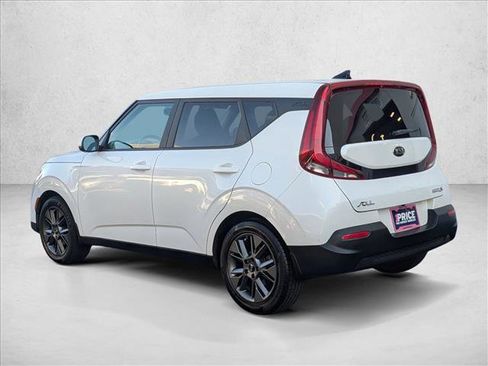 Used 2021 Kia Soul S image 8