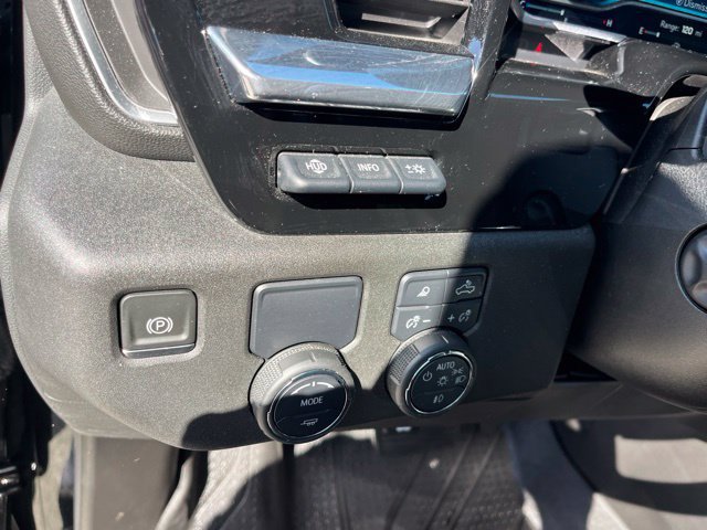 Used 2023 Chevrolet Silverado 1500 LTZ w/ Technology Package RWD image 17
