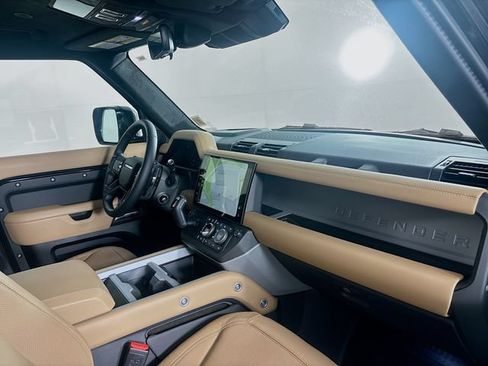 New 2026 Land Rover Defender 130 V8 AWD/4WD image 30