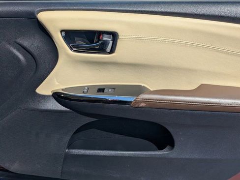 Used 2015 Toyota Avalon XLE FWD image 13