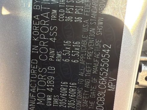 Used 2019 Kia Niro LX image 30