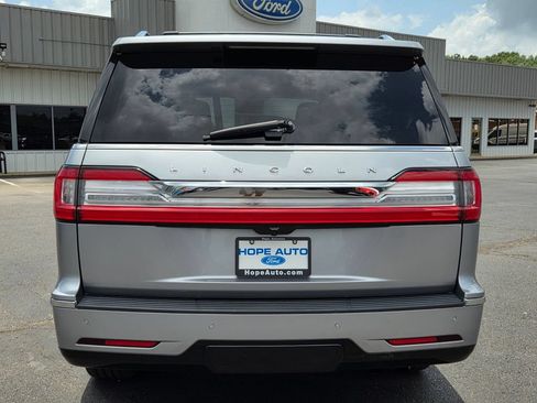 Used 2020 Lincoln Navigator Reserve w/ Luxury Package AWD/4WD image 5