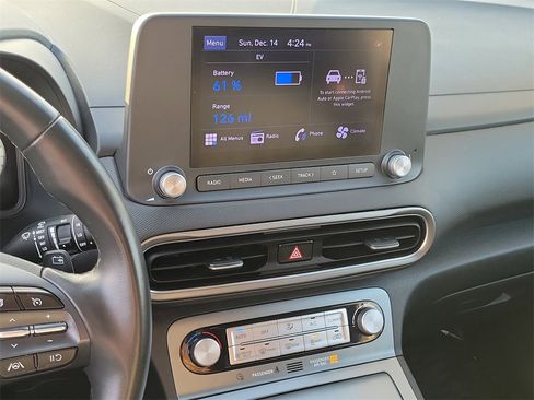 Used 2022 Hyundai Kona SEL w/ Convenience Package image 8