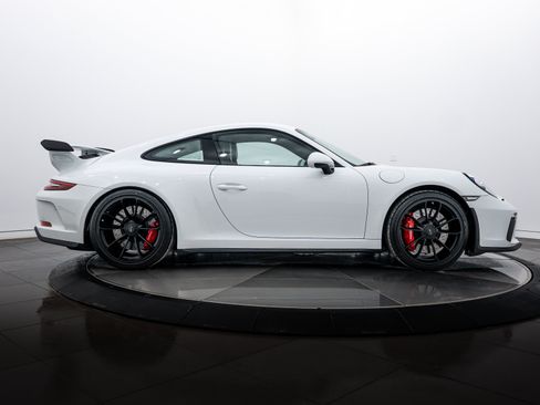Certified 2018 Porsche 911 GT3 image 8