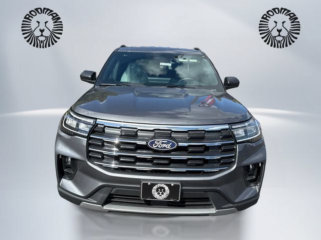 New 2027 Ford Explorer Active w/ Active Comfort Package AWD/4WD image 2