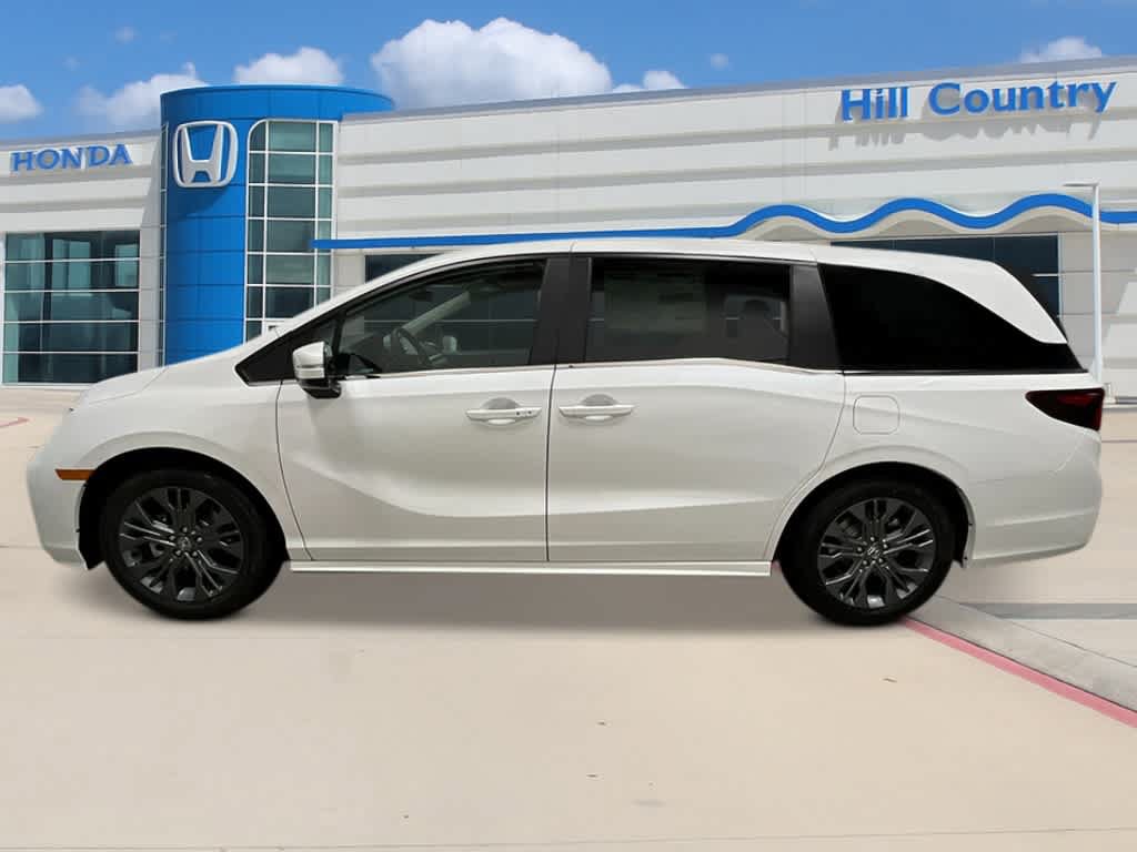 New 2027 Honda Odyssey Touring image 2