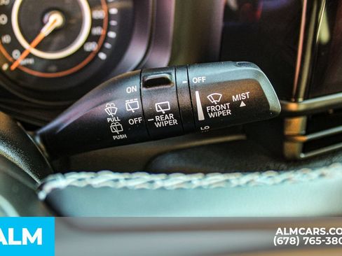 Used 2025 Jeep Wrangler Unlimited Sport AWD/4WD image 28