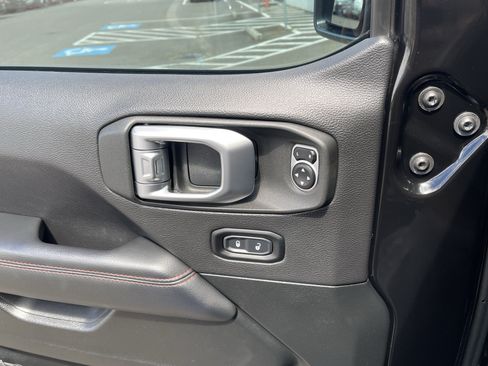 Used 2020 Jeep Gladiator Rubicon AWD/4WD image 24