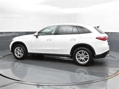 New 2025 Mercedes-Benz GLC 300 image 5