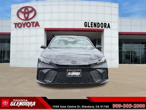 New 2026 Toyota Camry SE FWD image 3