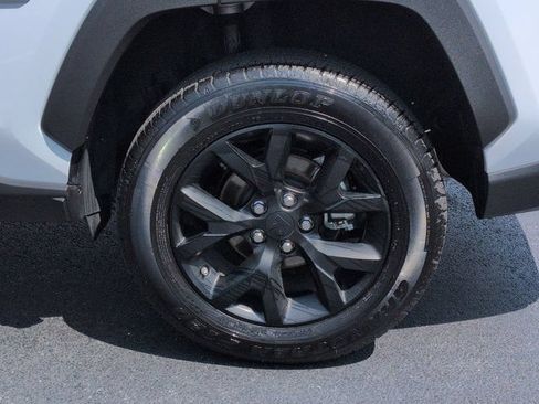 Certified 2025 Toyota RAV4 LE FWD image 7