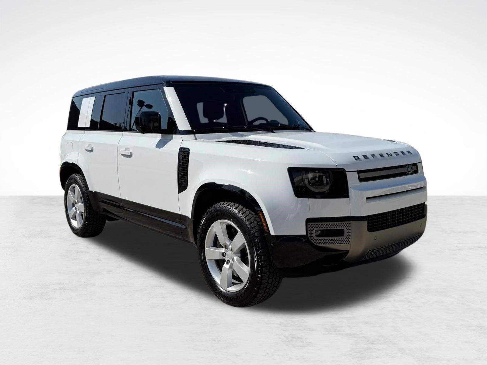 Used 2025 Land Rover Defender 110 X-Dynamic SE AWD/4WD image 5