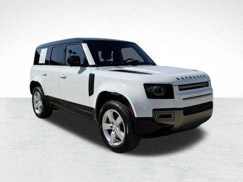 Used 2025 Land Rover Defender 110 X-Dynamic SE AWD/4WD image 5
