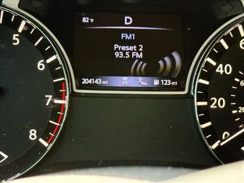 Used 2016 Nissan Altima 2.5 SL w/ 2.5 Technology w/LED Package FWD image 10