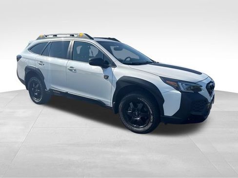 Used 2025 Subaru Outback Wilderness AWD/4WD image 8