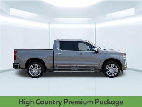 Used 2024 Chevrolet Silverado 1500 High Country w/ High Country Premium Package AWD/4WD image 8