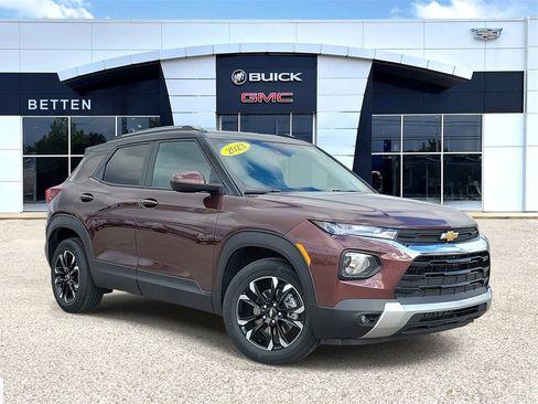 Used 2023 Chevrolet TrailBlazer LT image 1