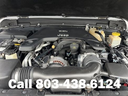 Used 2020 Jeep Gladiator Overland w/ Safety Group image 35