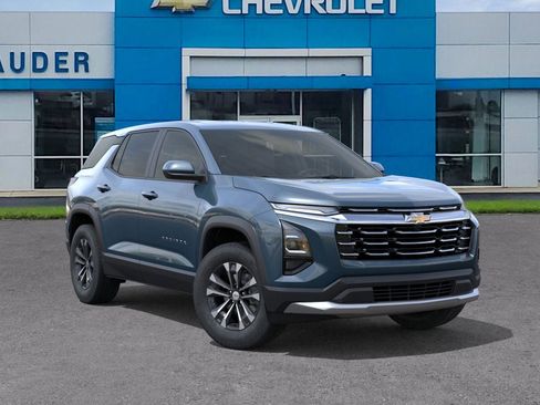 New 2026 Chevrolet Equinox LT w/ Convenience Package II AWD/4WD image 7