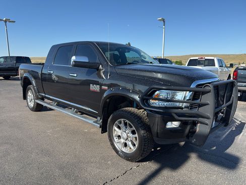 Used 2017 RAM 2500 Limited AWD/4WD image 5