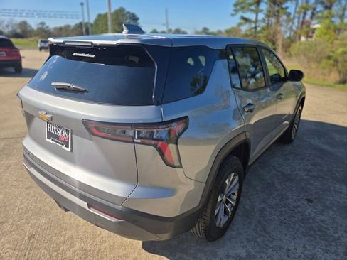 Used 2025 Chevrolet Equinox LT image 6