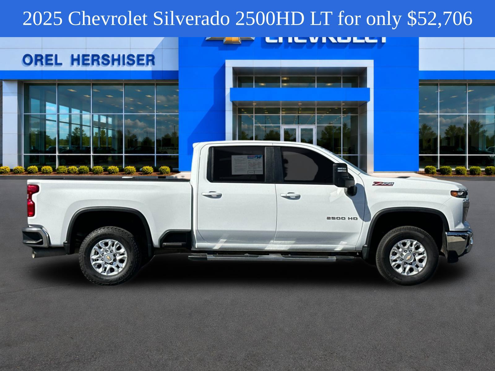 Used 2025 Chevrolet Silverado 2500 LT AWD/4WD image 4