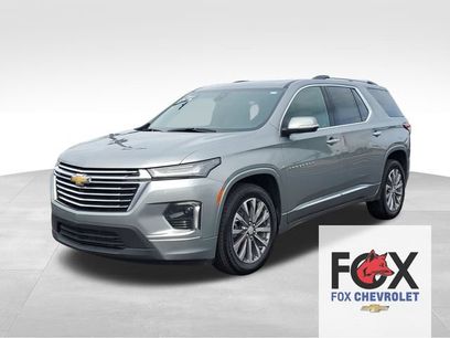 Certified 2023 Chevrolet Traverse Premier w/ LPO, Floor Liner Package