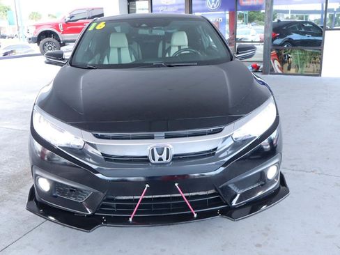 Used 2016 Honda Civic Touring image 13