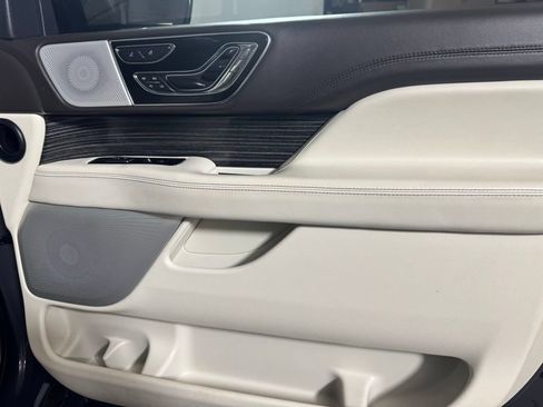 Certified 2023 Lincoln Navigator Black Label AWD/4WD image 16