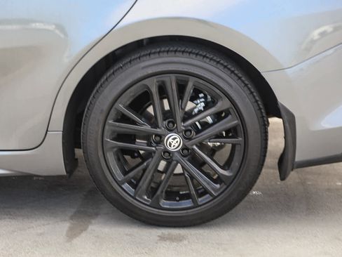 Used 2026 Toyota Camry SE w/ Convenience Package image 11