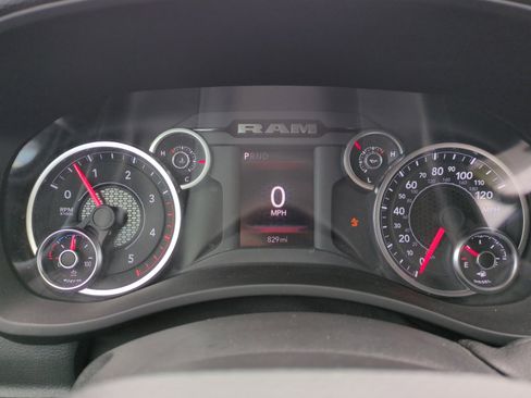 New 2025 RAM 2500 Tradesman image 10