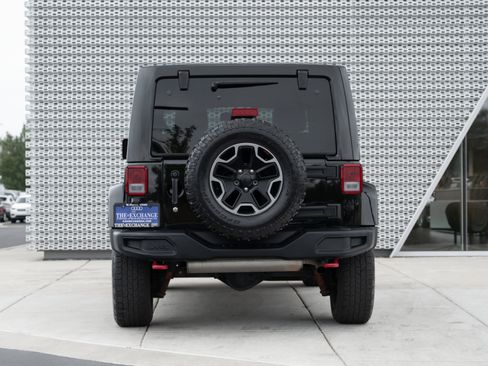 Used 2016 Jeep Wrangler Unlimited Rubicon image 24