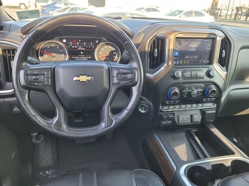 Used 2019 Chevrolet Silverado 1500 High Country image 18
