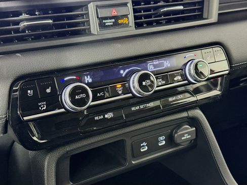 New 2026 Honda Pilot Elite image 16