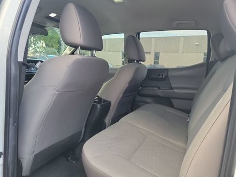 Used 2022 Toyota Tacoma SR w/ SR Convenience Package RWD image 7