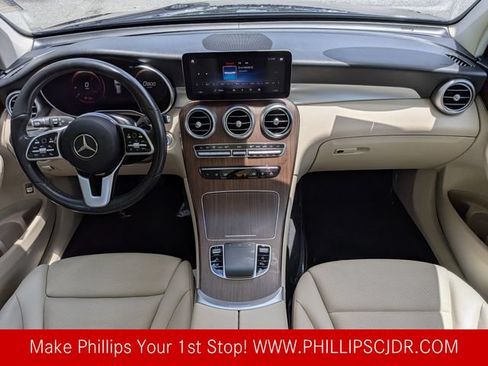 Used 2022 Mercedes-Benz GLC 300 4MATIC image 14