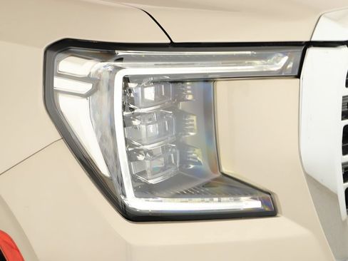 Used 2021 GMC Yukon SLT w/ SLT Luxury Plus Package AWD/4WD image 39